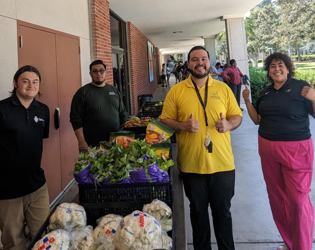 LAVC Monarchs Market Food Distribution Helps Students in Need