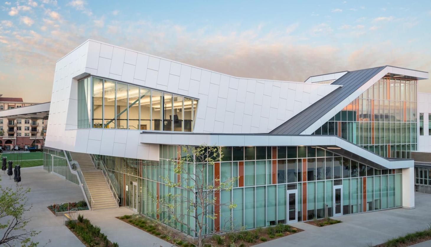 Los Trade Technical Angeles College Campus